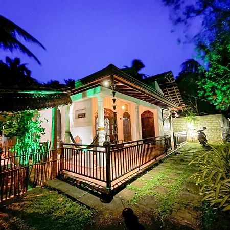 Kawshan Home Stay Діквелла Екстер'єр фото