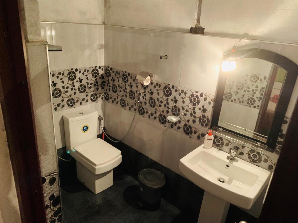 Kawshan Home Stay Діквелла Екстер'єр фото