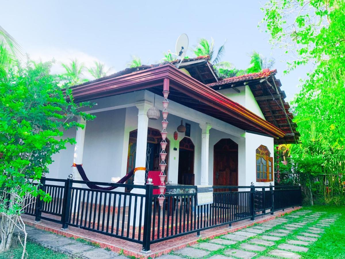Kawshan Home Stay Діквелла Екстер'єр фото