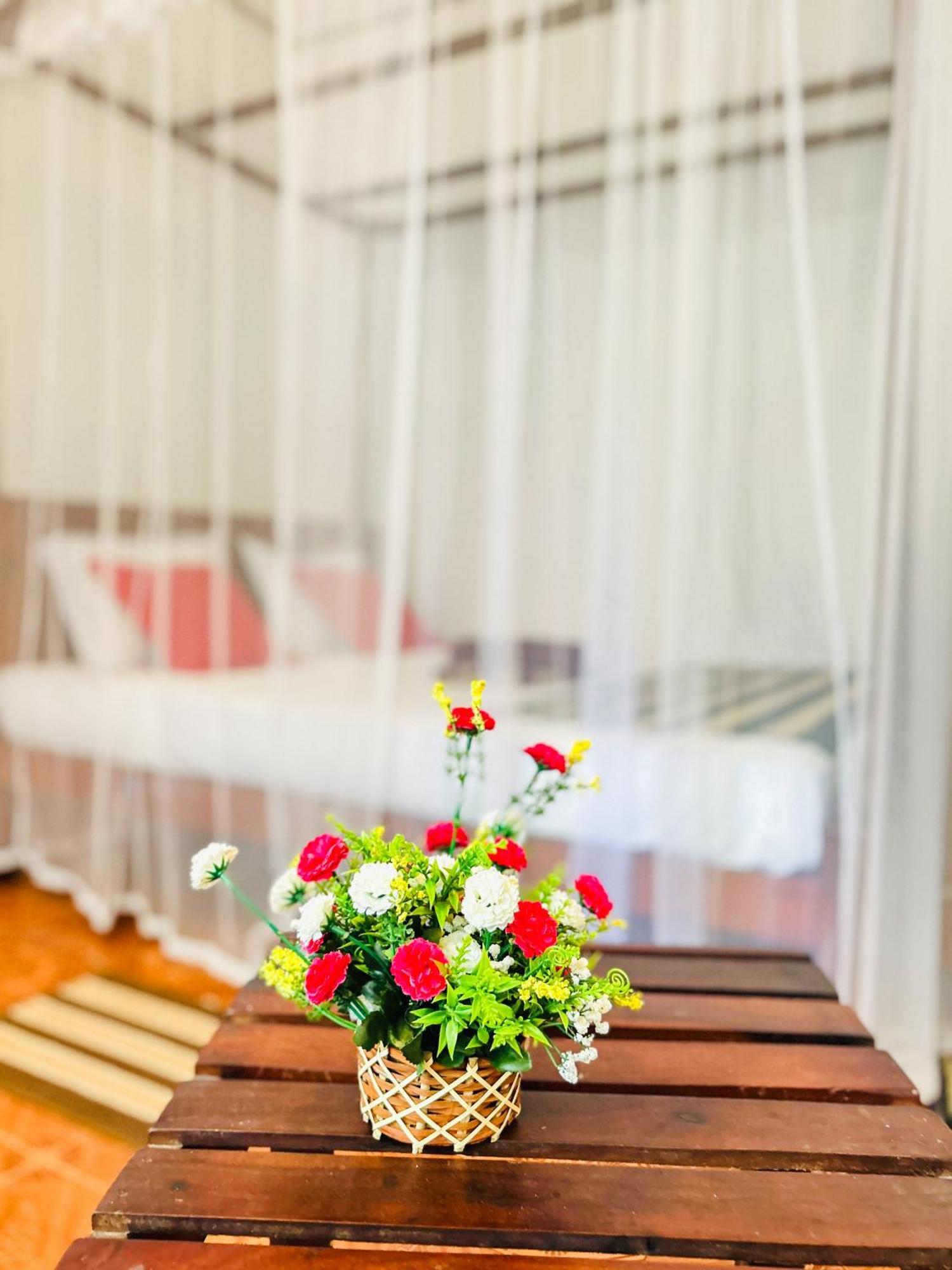 Kawshan Home Stay Діквелла Екстер'єр фото