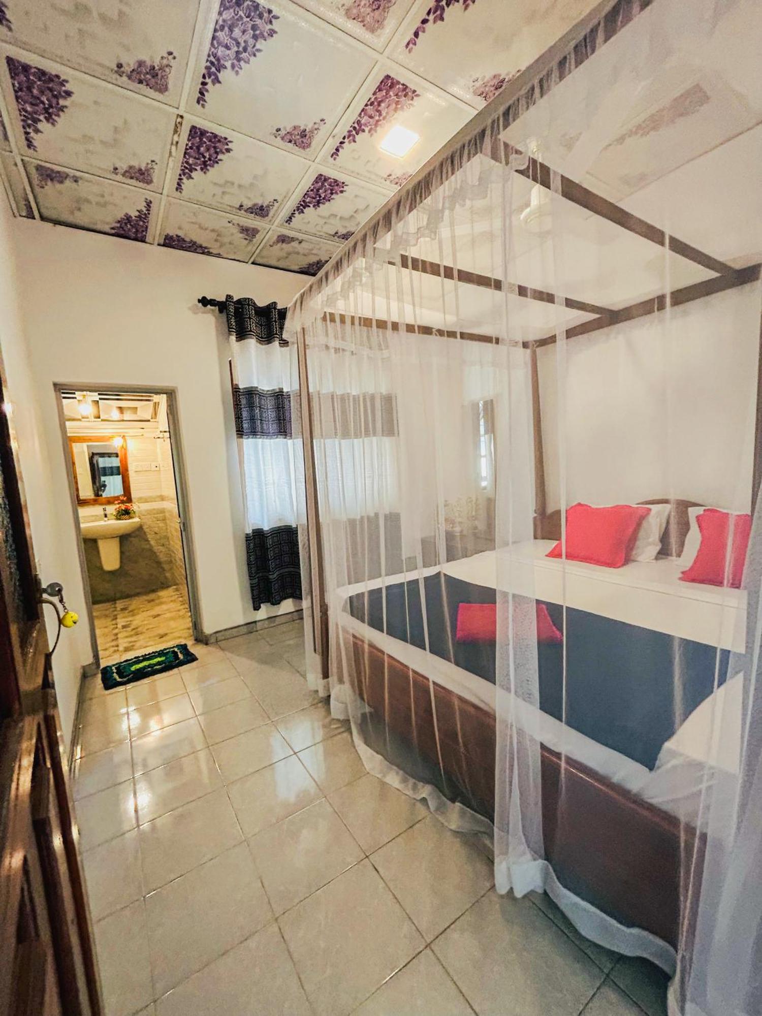 Kawshan Home Stay Діквелла Екстер'єр фото