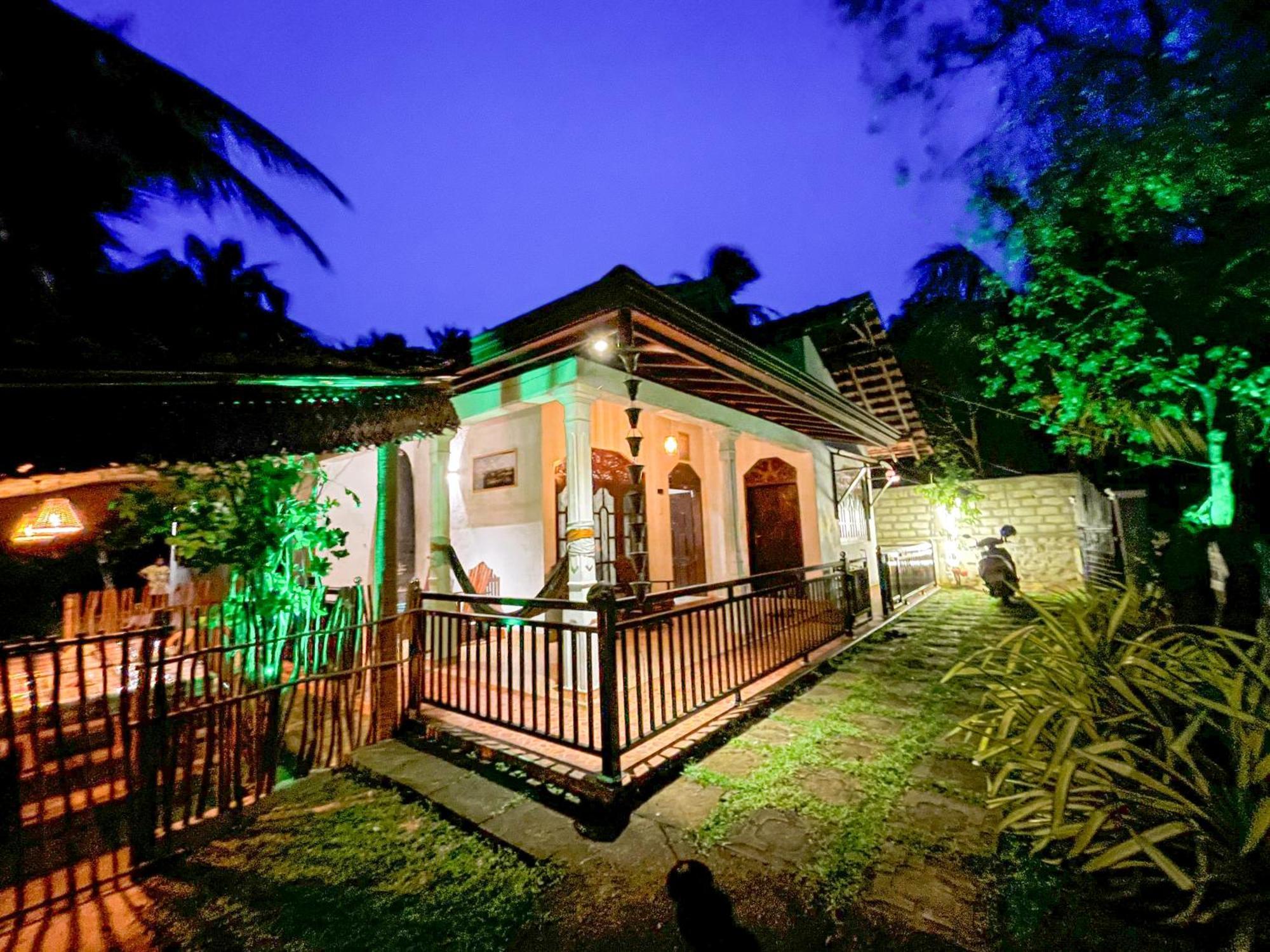 Kawshan Home Stay Діквелла Екстер'єр фото